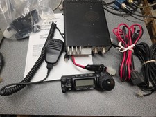 Yaesu 857 ricetrasmettitore usato  Spedire a Italy