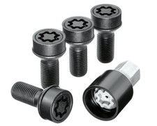 Set bulloni ruota usato  Liscate
