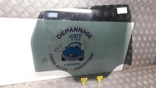 Vitre arriere droit d'occasion  Méru