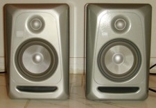 Usado, par de alto-falantes KRK ROKIT 5 G3 Powered Studio Monitor, prata preto edição limitada comprar usado  Enviando para Brazil