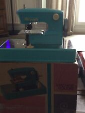 Ancienne petite machine d'occasion  Suresnes