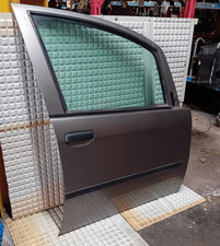 46828896 porta ant. usato  Italia