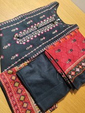 Pakistani women shalwar for sale  LONDON