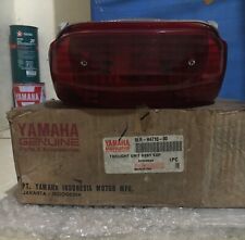 UNIDADE DE LANTERNA TRASEIRA GENUÍNA NOVA YAMAHA T105 (CRYPTON/CRYPTON R) ASSY 5ER-H4710-00 comprar usado  Enviando para Brazil