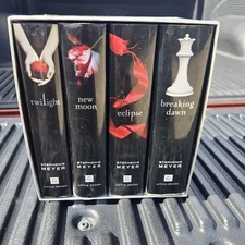 Twilight Saga 4 Book Box Set Hardcover Used Good Condition  comprar usado  Enviando para Brazil
