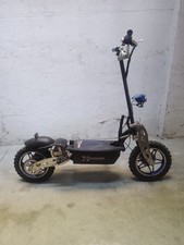 Monopattino elettrico pieghevo usato  Vercelli