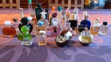 Lot miniatures parfums d'occasion  Quincy-Voisins