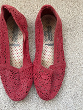 Ladies red crochet for sale  READING