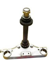 Piastra sterzo inferiore usato Piastra sterzo inferiore usato  Italia