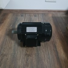 Drehstrom asynchronmotor 400v gebraucht kaufen Drehstrom asynchronmotor 400v gebraucht kaufen  Brilon