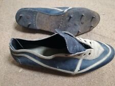 Vecchio paio scarpe usato  Venetico