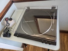 Audio technica turntable for sale  CROYDON