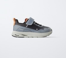 zara sneakers for sale  Richmond Hill