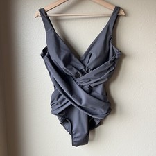 Miraclesuit illusionist swimsu for sale  Ettrick