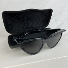 Óculos de sol Balenciaga Extreme Butterfly e estojo rígido não autenticados (C12) CP#8700 comprar usado  Enviando para Brazil