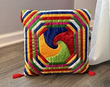 Travesseiro decorativo de cetim 12" quadrado plissado vibrante colorido multicolorido  comprar usado  Enviando para Brazil