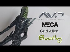 Neca grid alien usato  Roma