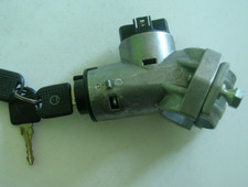 Commutatore avvio chiave usato Commutatore avvio chiave usato  Torrazza Piemonte