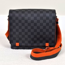 Louis vuitton district for sale  Savannah