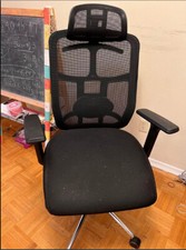 Black chair great for sale  Shipping to Ireland