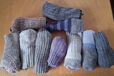 Paar selbsgestrickte socken gebraucht kaufen  Steinau