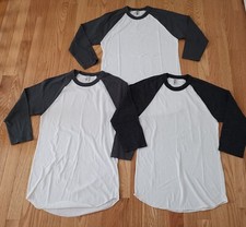 Lot men women for sale  Centreville