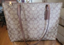 Coach shoulder bag for sale  Los Angeles