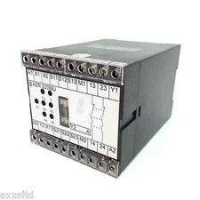 Usado, Safety Module AZR200MU Schmersal AZR-200-MU-24VDC comprar usado  Enviando para Brazil