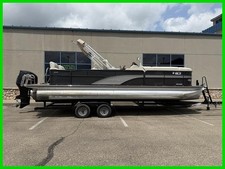 2015 manitou pontoon for sale  Junction City