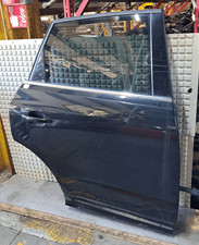8r0833052b porta post. usato  Italia