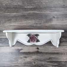 Usado, Prateleira de parede de madeira vintage floral pintada à mão branca 15 x 4,5 decoração chique gasto comprar usado  Enviando para Brazil