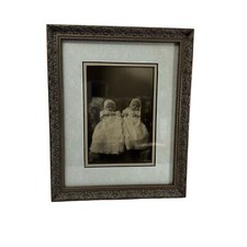 Foto Bebês Crianças em uma Moldura Floral Ornamentada Personalizada Gêmeos Antigos Vintage, usado comprar usado  Enviando para Brazil