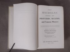 THE MACMILLAN BOOK OF PROVERBS, MAXIMS, AND FAMOUS PHRASES By B. Stevenson 1965, usado comprar usado THE MACMILLAN BOOK OF PROVERBS, MAXIMS, AND FAMOUS PHRASES By B. Stevenson 1965, usado comprar usado  Enviando para Brazil