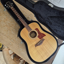 Taylor 210 acoustic for sale  STOKE-ON-TRENT