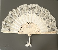 éventail dentelle résine d'occasion  Villejuif