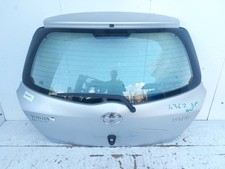portellone yaris usato  Torre del Greco