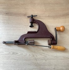 Sertisseur calibre ancien d'occasion Sertisseur calibre ancien d'occasion  Montpellier-