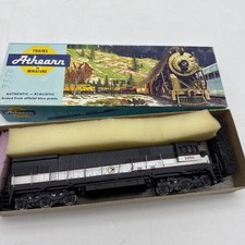 Athearn u33 powered for sale  Lawrence