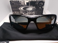 ÓCULOS DE SOL ESPORTIVO OAKLEY VIRABREQUIM USADO PRETO comprar usado ÓCULOS DE SOL ESPORTIVO OAKLEY VIRABREQUIM USADO PRETO comprar usado  Enviando para Brazil