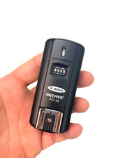 Neewer flash receiver usato Neewer flash receiver usato  Spedire a Italy
