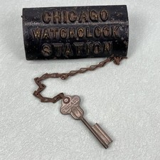 Antiga estação de relógio Chicago caixa de ferro fundido com chave caixa de bloqueio rústica comprar usado  Enviando para Brazil