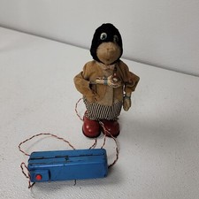 Cachimbo de pinguim de estanho vintage brinquedo para fumar operado por bateria SAN Japão sapatos vermelhos comprar usado  Enviando para Brazil
