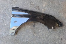 Parafango anteriore destro usato  Italia