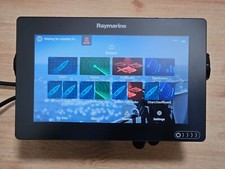 Raymarine axiom sonar for sale  SOUTHAMPTON