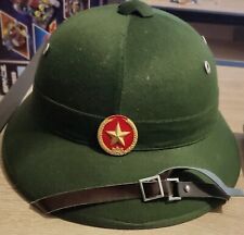 Casque colonial vietcong d'occasion  Bordeaux-