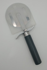 Cortador de pizza Pampered Chef # 1301 capa protetora de aço inoxidável comprar usado  Enviando para Brazil