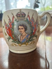 Royal queen elizabeth for sale  BATTLE