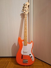 Squier bronco poggiadito usato Squier bronco poggiadito usato  Novi Ligure