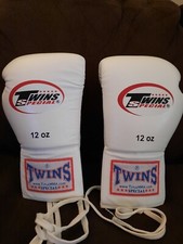 White twins boxing d'occasion  Expédié en Belgium