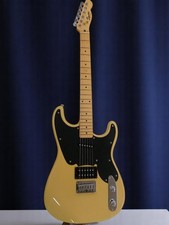 Squier electric guitar d'occasion  Expédié en Belgium